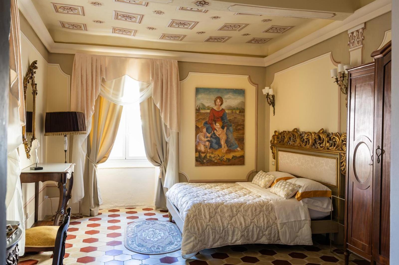 Palazzo Lari Sarzana Hotel ภายนอก รูปภาพ